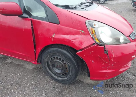 2013 Honda Fit из США, поврежденный, VIN JHMGE8H38DC079580